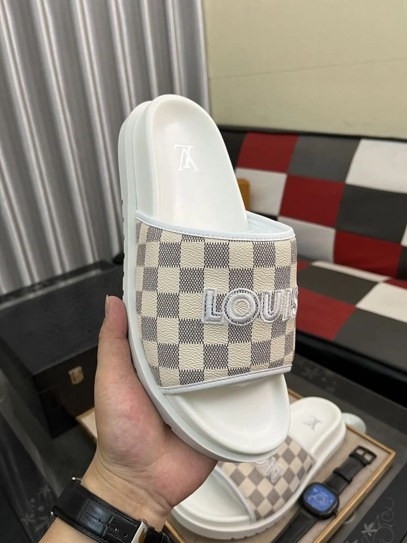 Louis Vuitton Slippers Practical 32625
