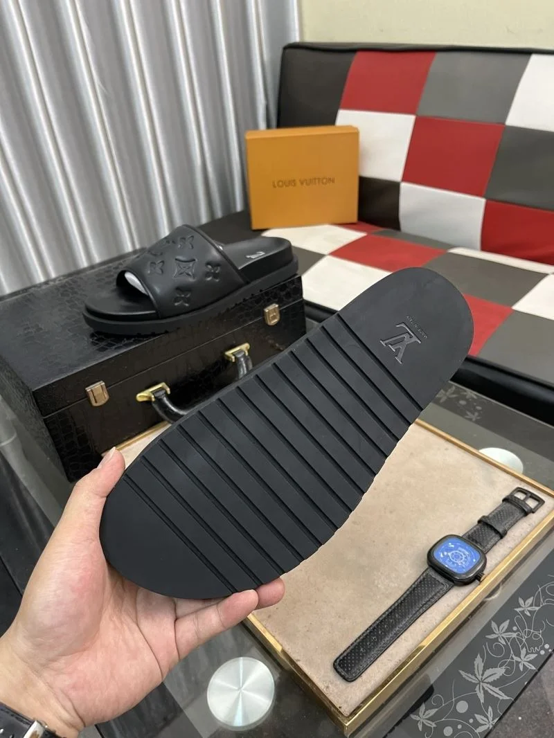 EasyMatch Louis Vuitton Slippers 32629