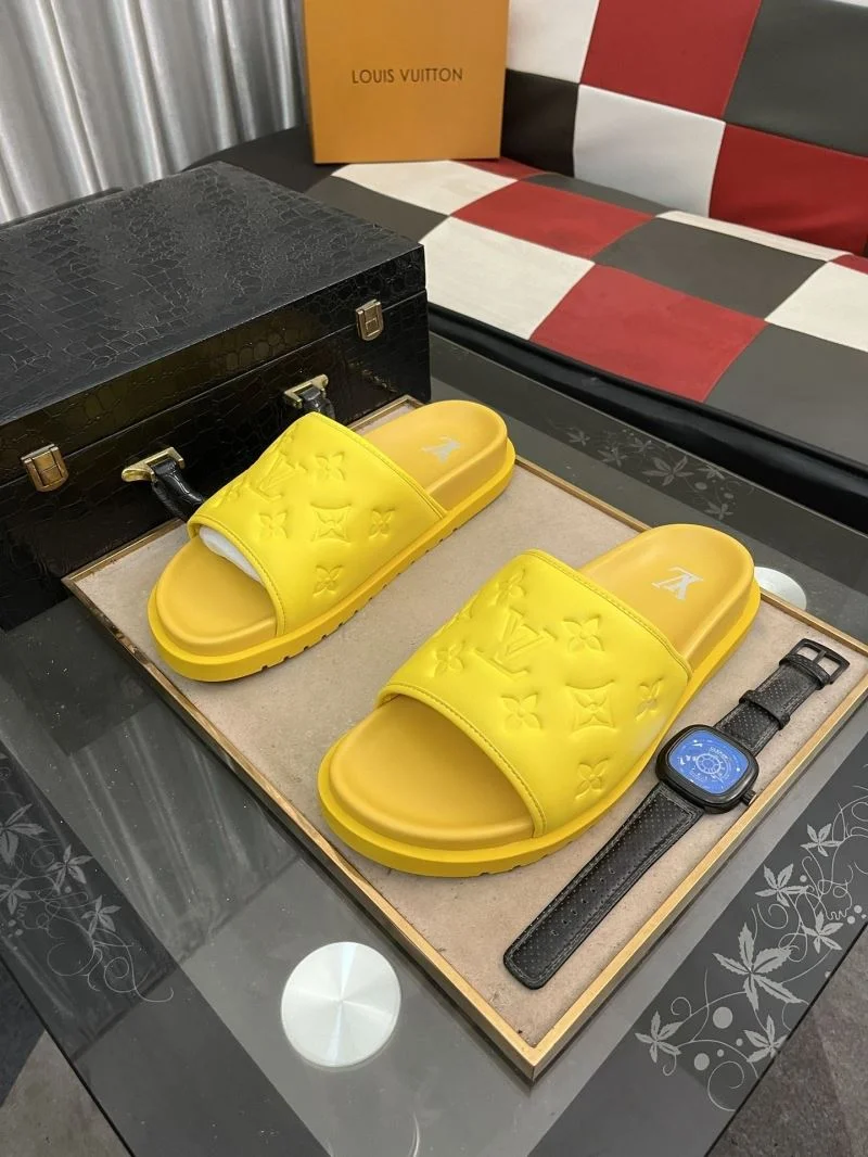 Lightweight Louis Vuitton Slippers 32621