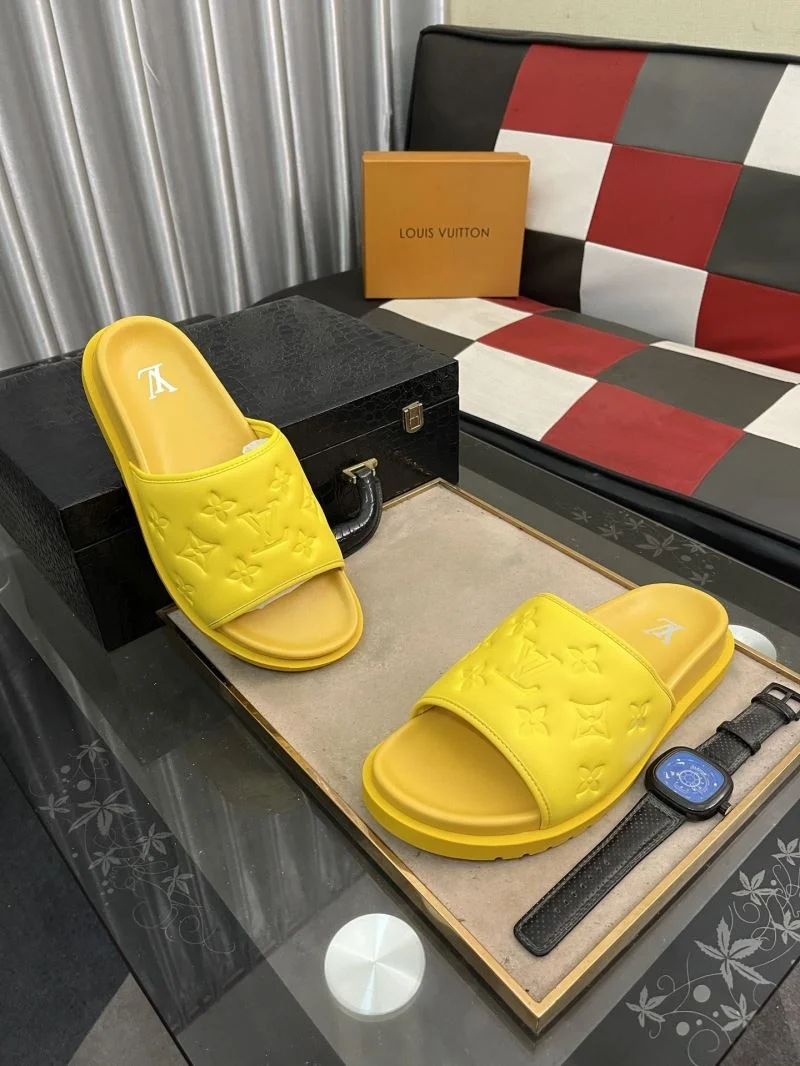 Lightweight Louis Vuitton Slippers 32621