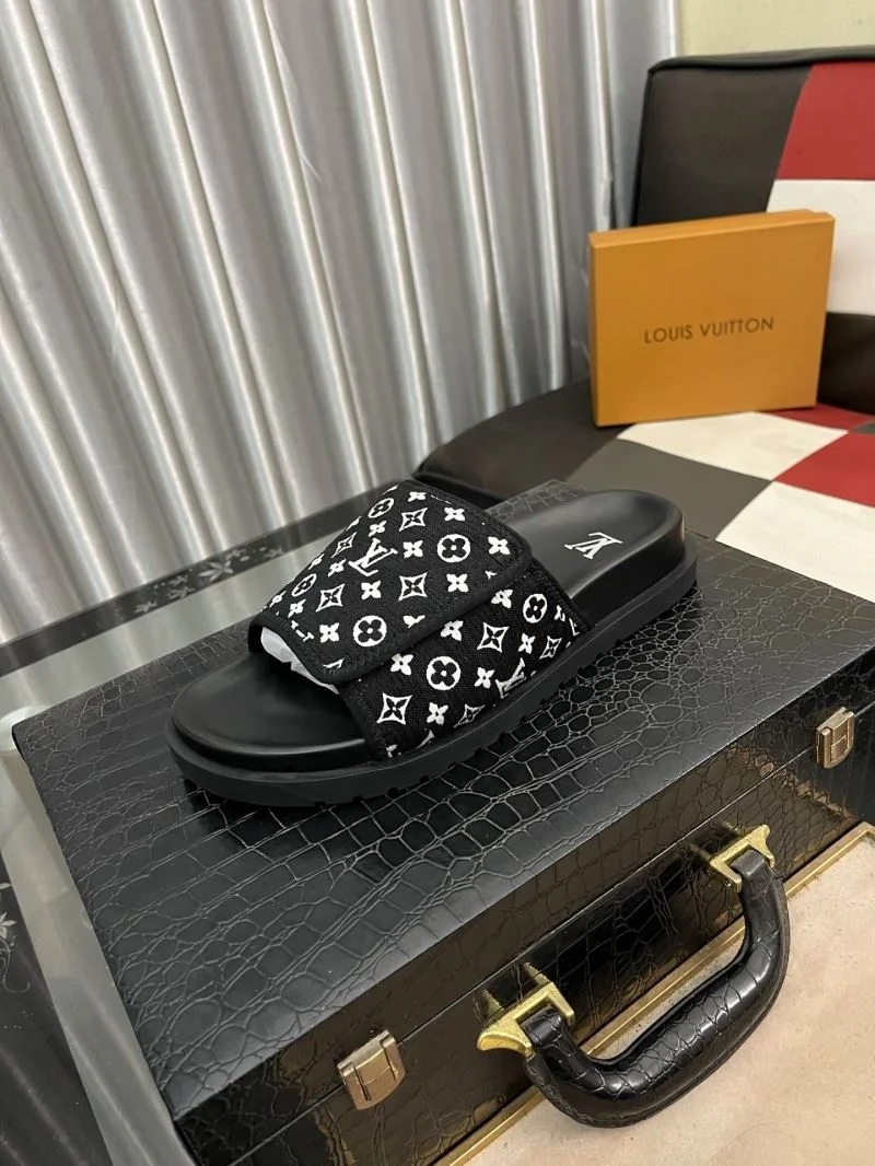 ComfortFit Louis Vuitton Slippers 32620