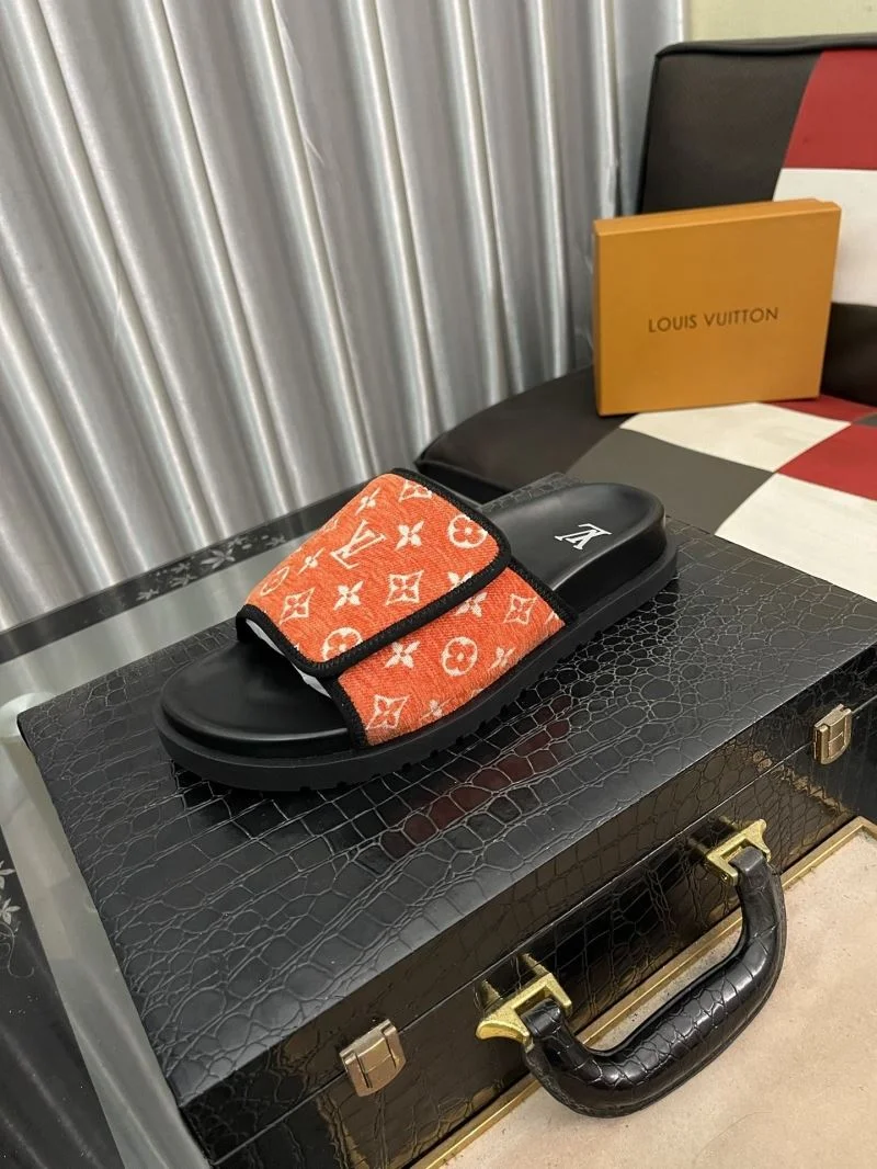 Unisex Louis Vuitton Slippers 32611