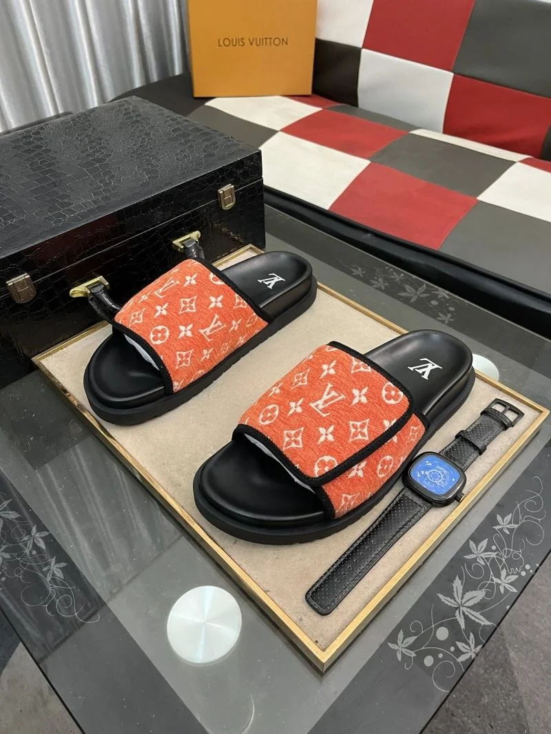 Unisex Louis Vuitton Slippers 32611