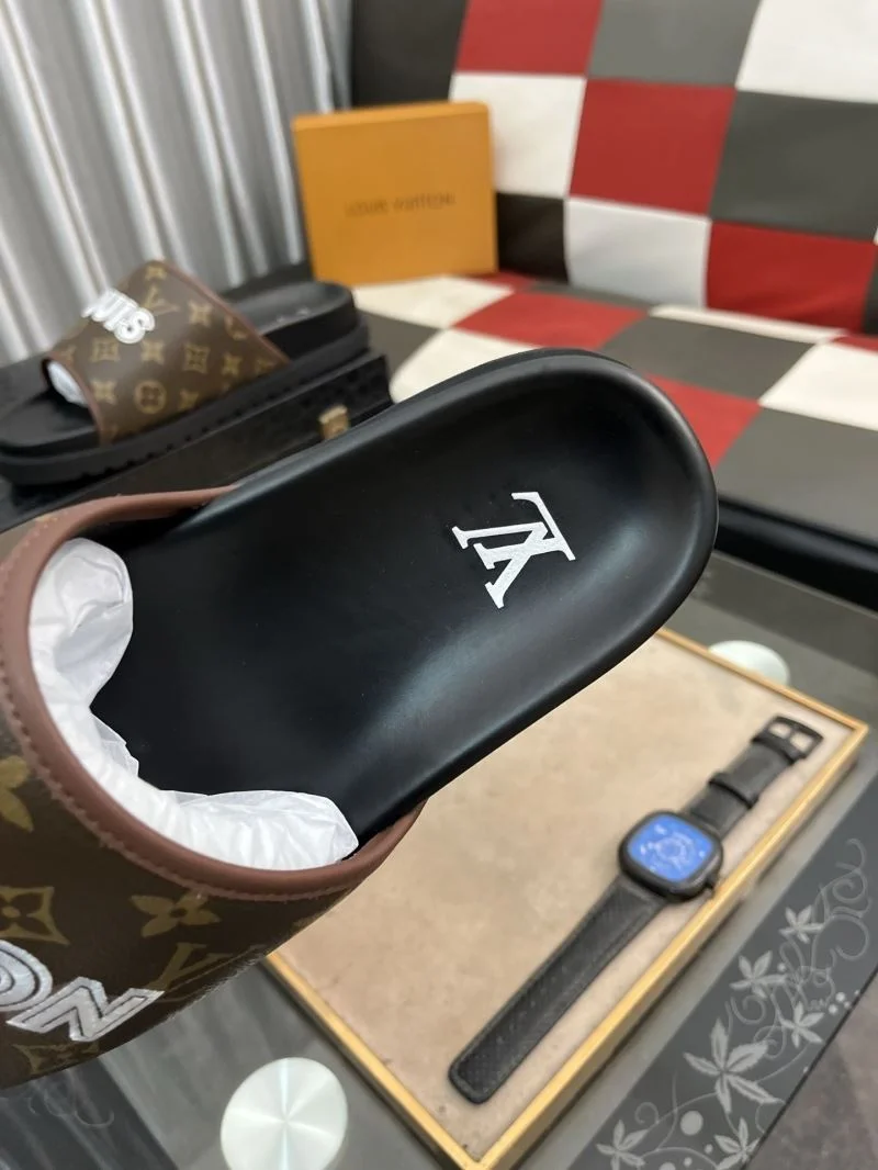 Durable Louis Vuitton Slippers 32598