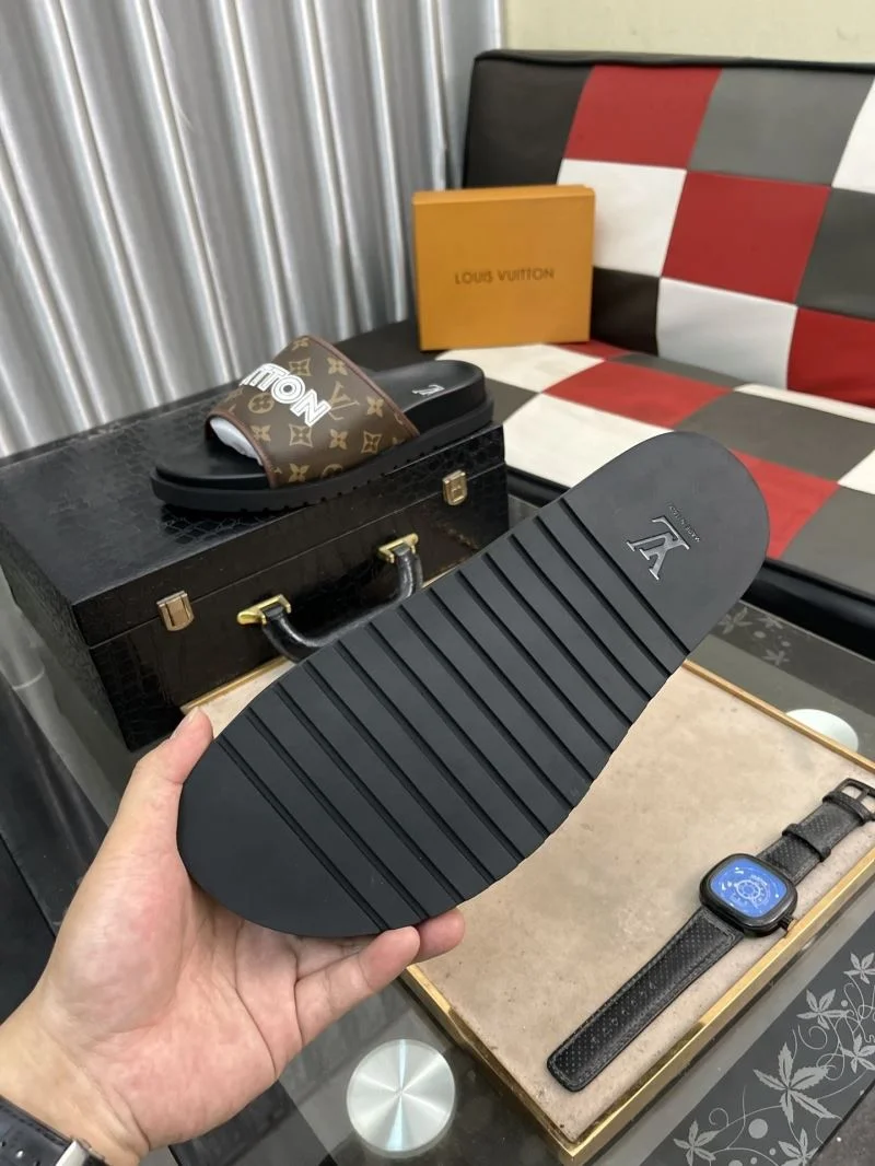 Durable Louis Vuitton Slippers 32598