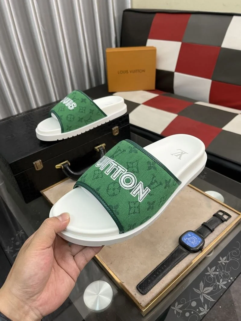 Stylish Louis Vuitton Slippers 32608
