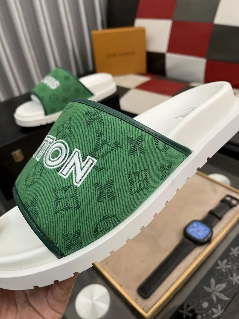 Stylish Louis Vuitton Slippers 32608