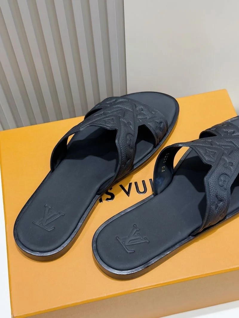 Modern Louis Vuitton Slippers 32602