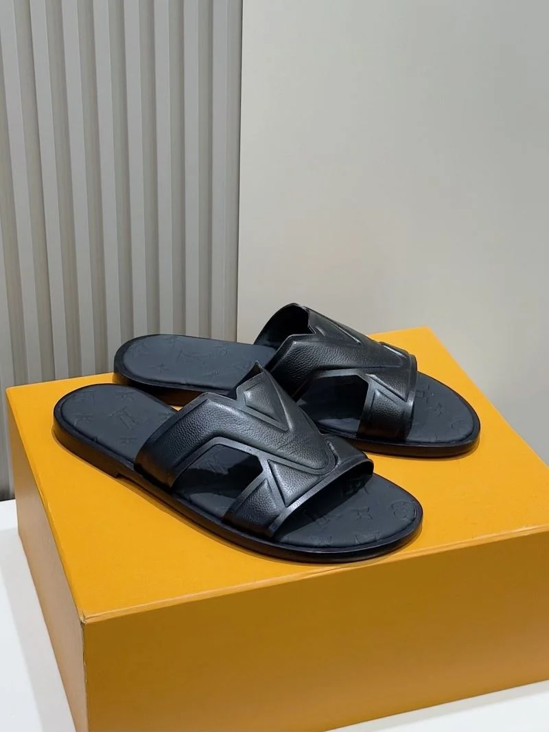 Louis Vuitton Slippers Chic 32592