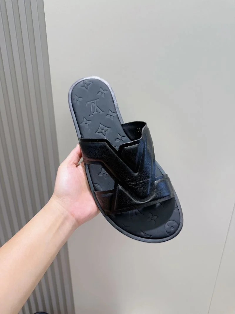 Louis Vuitton Slippers Chic 32592