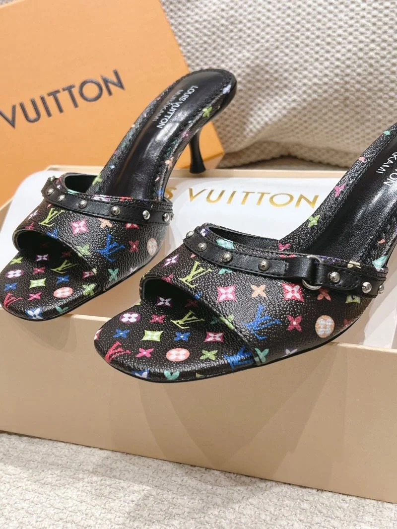 Louis Vuitton Slippers ModernLook 33294