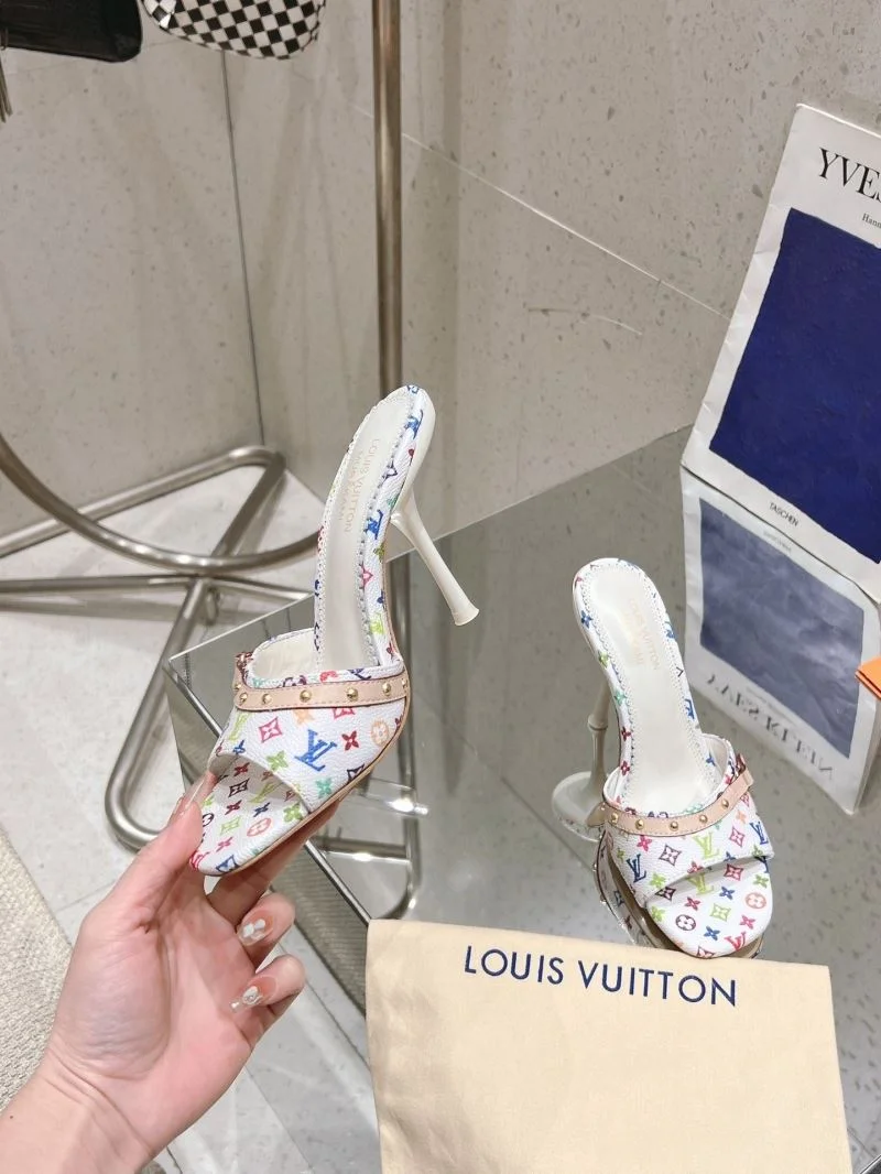 Classic Louis Vuitton Slippers 33297
