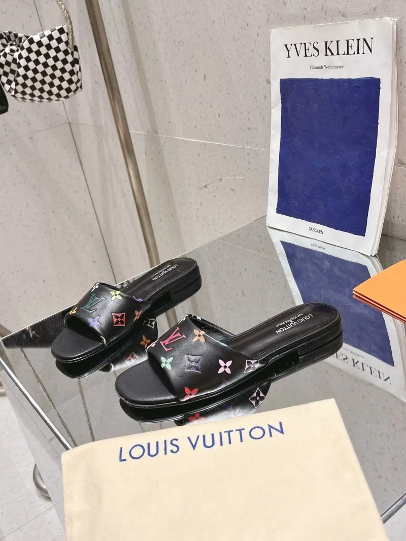 MultiPurpose Louis Vuitton Slippers 33290