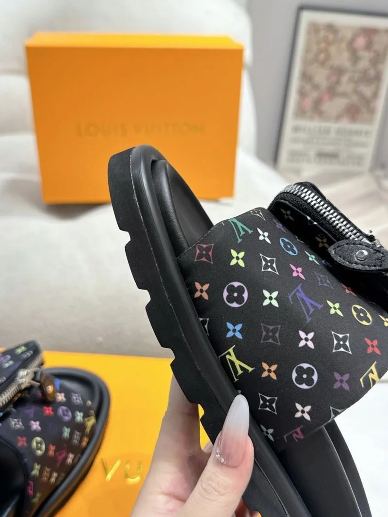 Louis Vuitton Slippers UrbanStyle 33308