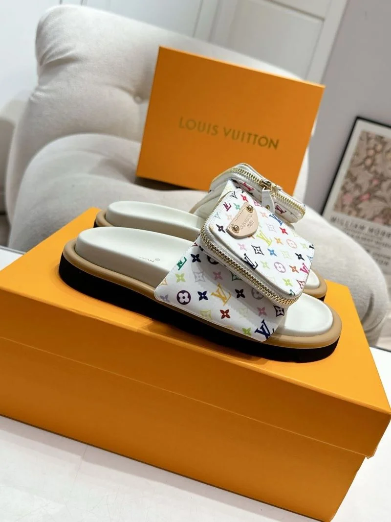 AllSeason Louis Vuitton Slippers 33304