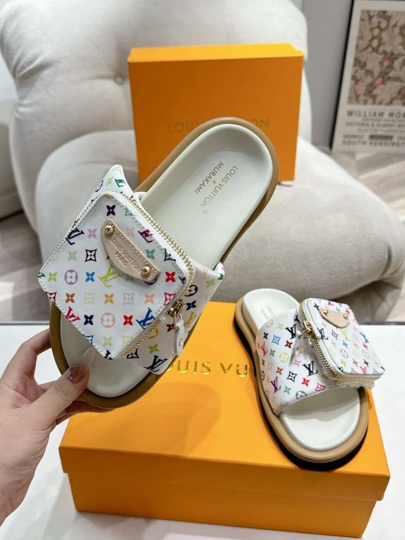 AllSeason Louis Vuitton Slippers 33304
