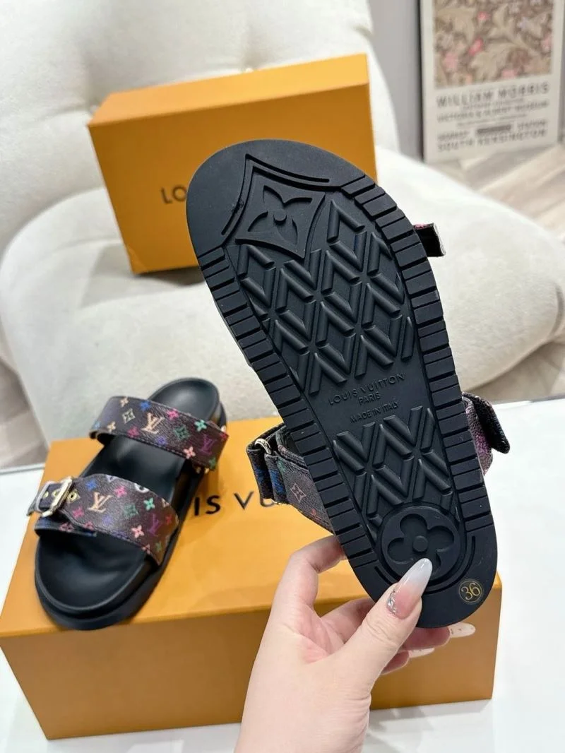 Tailored Louis Vuitton Slippers 33285
