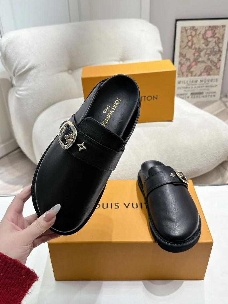 Louis Vuitton Slippers Elegant 33299