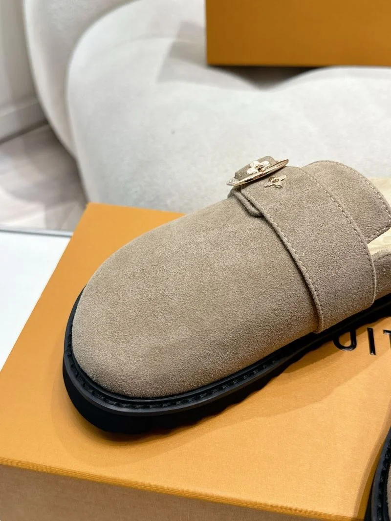 Louis Vuitton Slippers Unique 33300