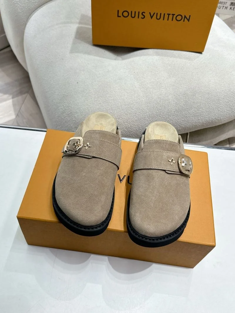 Louis Vuitton Slippers Unique 33300