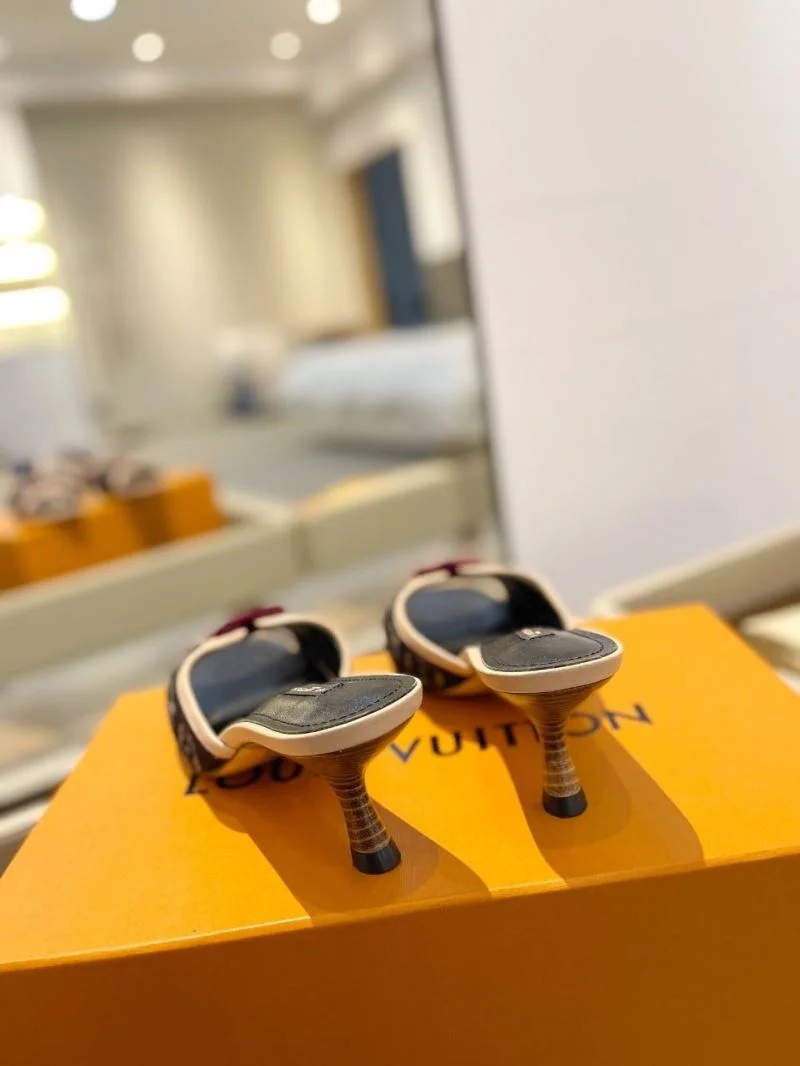 Louis Vuitton Slippers MultiPurpose 33281