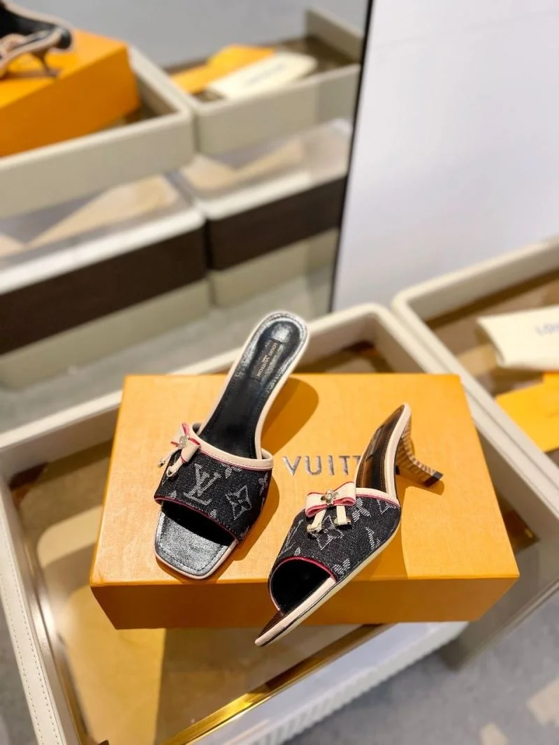 Louis Vuitton Slippers Flexible 33293