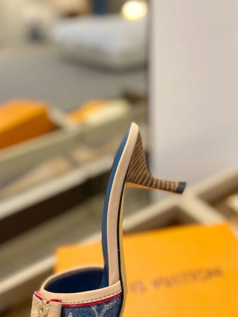 Durable Louis Vuitton Slippers 33277