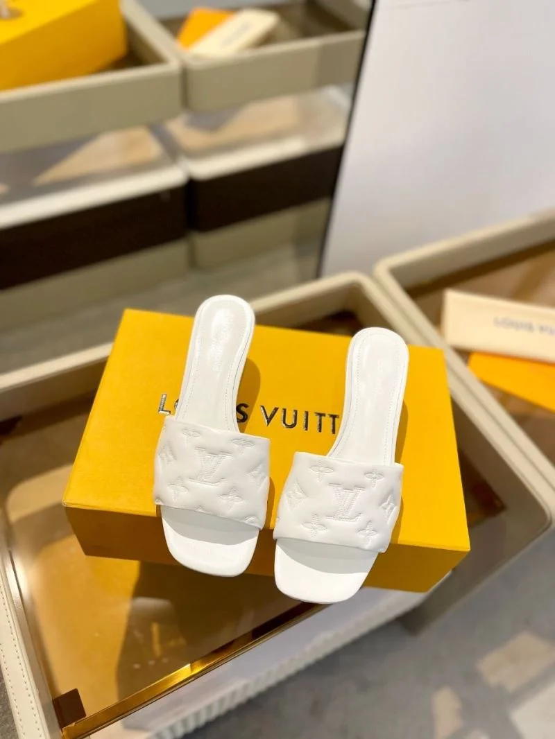 QuickDry Louis Vuitton Slippers 33272