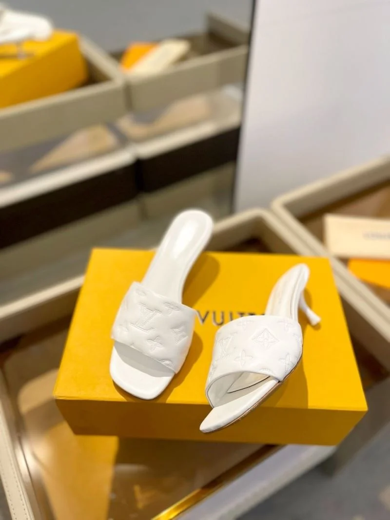 QuickDry Louis Vuitton Slippers 33272