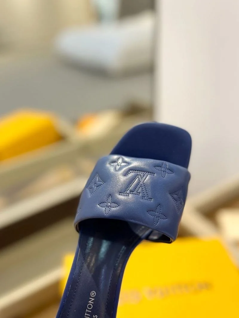 Popular Louis Vuitton Slippers 33257