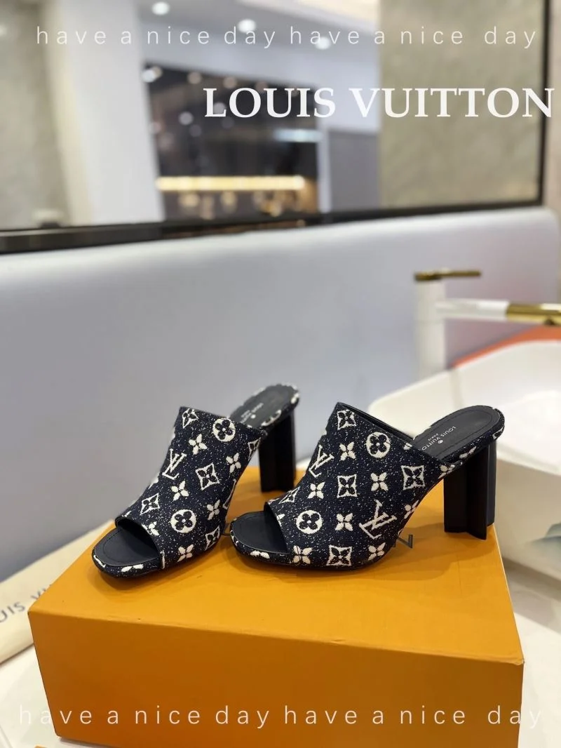 Vibrant Louis Vuitton Slippers 33258