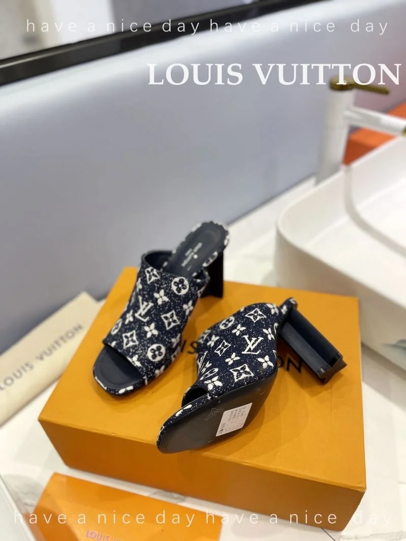Vibrant Louis Vuitton Slippers 33258
