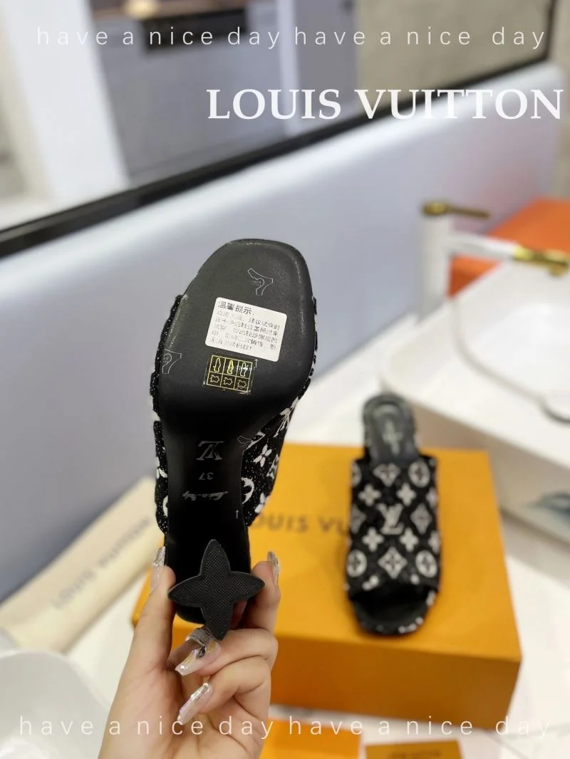 Durable Louis Vuitton Slippers 33262