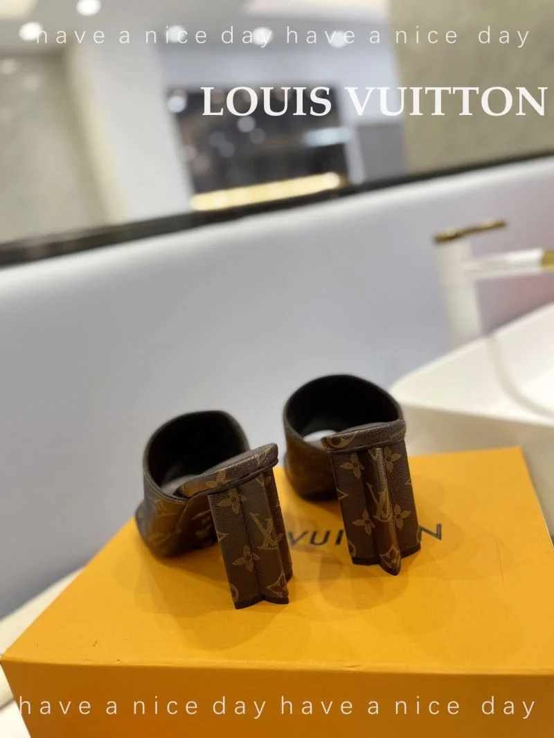 Louis Vuitton Slippers Stylish 33271