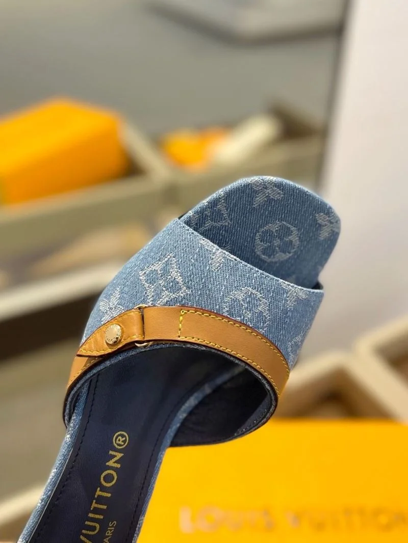 Louis Vuitton Slippers Tailored 33269