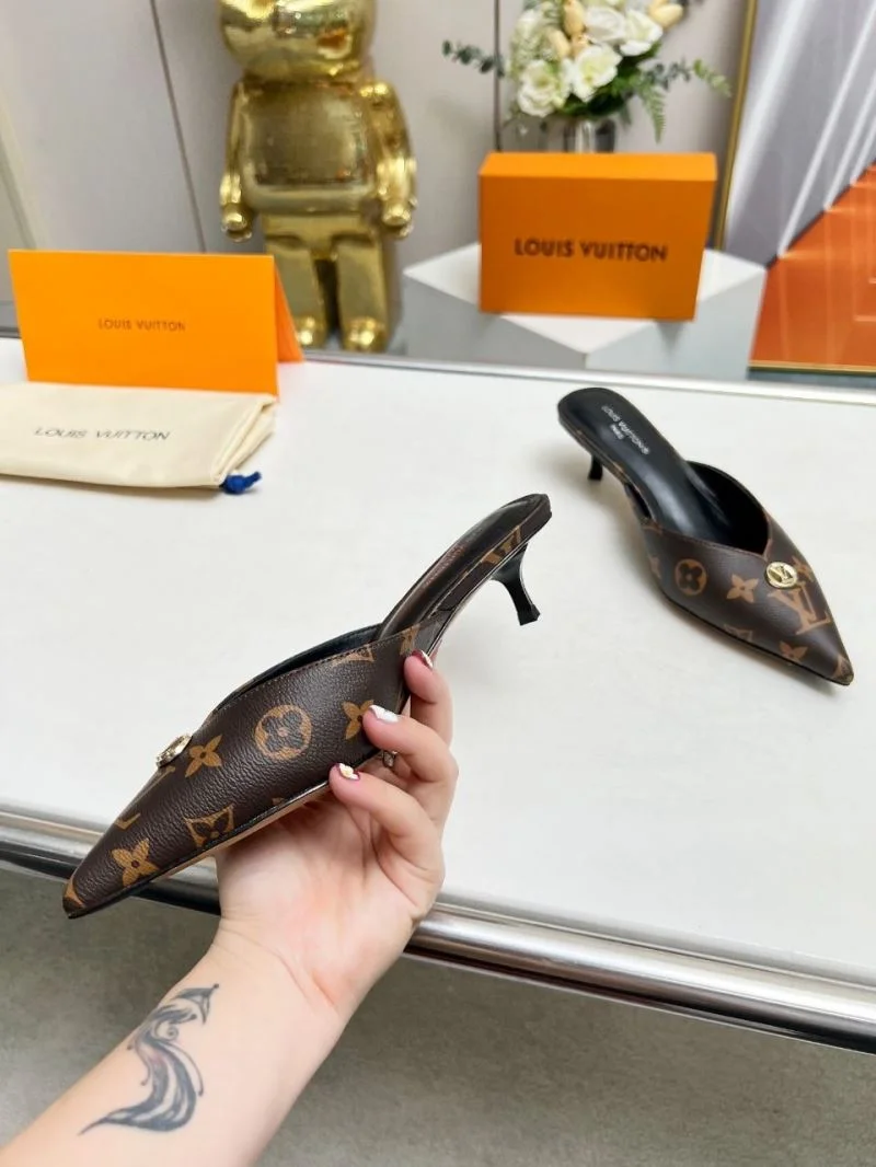 Louis Vuitton Slippers ModernLook 33263
