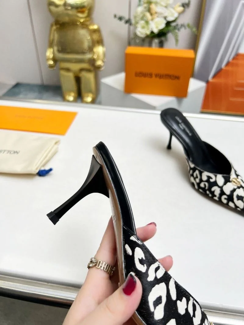 Louis Vuitton Slippers Minimalist 33250