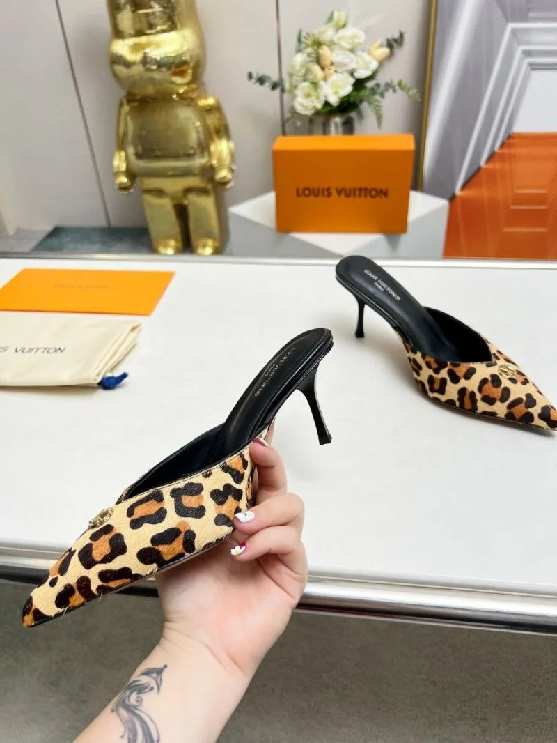 Premium Louis Vuitton Slippers 33253