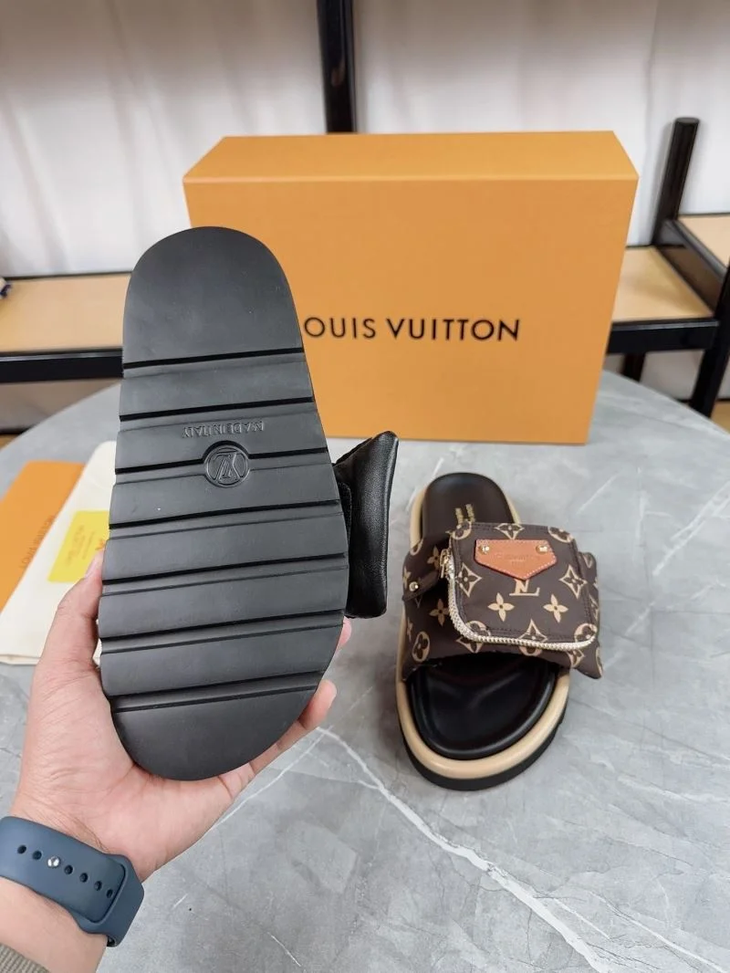 SmartChoice Louis Vuitton Slippers 31152