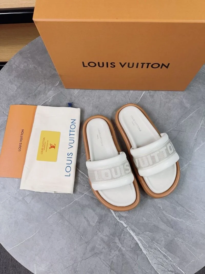 Louis Vuitton Slippers DailyWear 31148