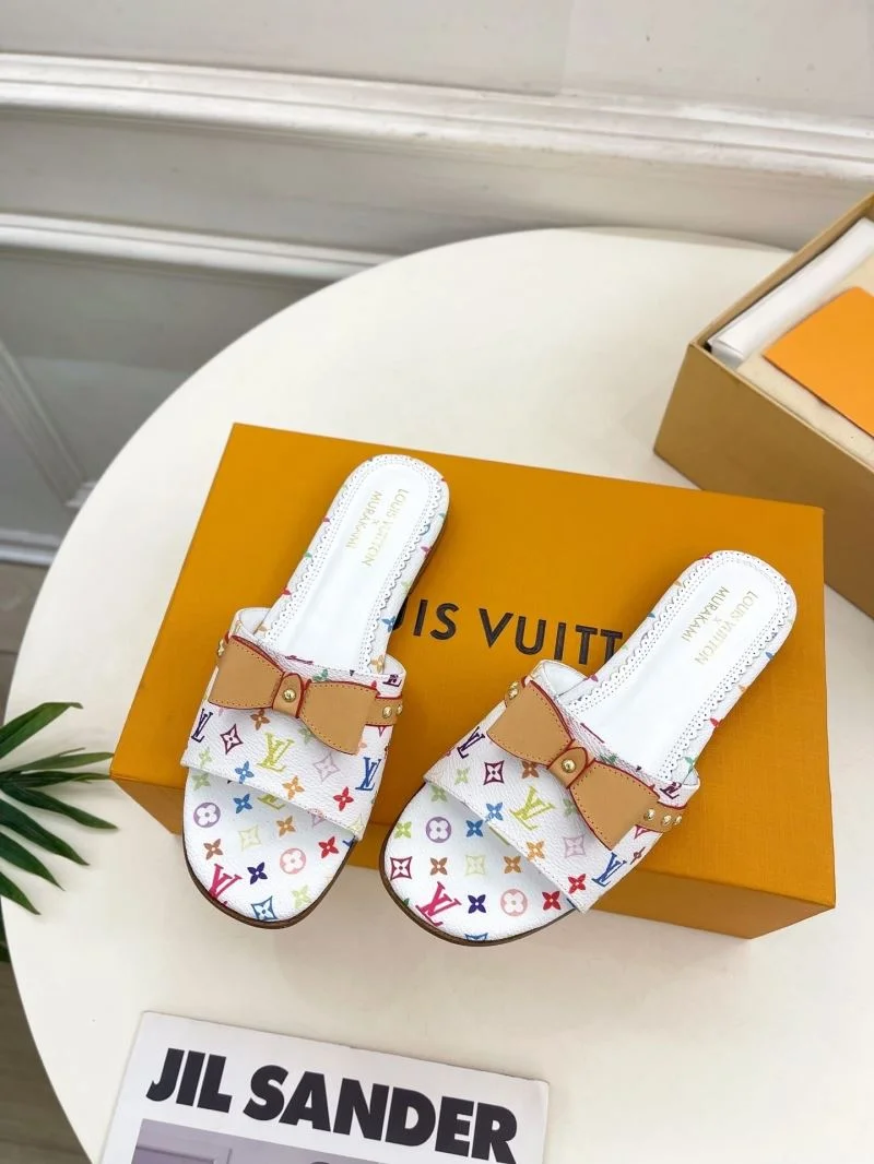 Resilient Louis Vuitton Slippers 31145