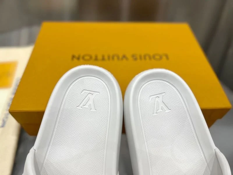 Louis Vuitton Slippers ZeroBulk 31124