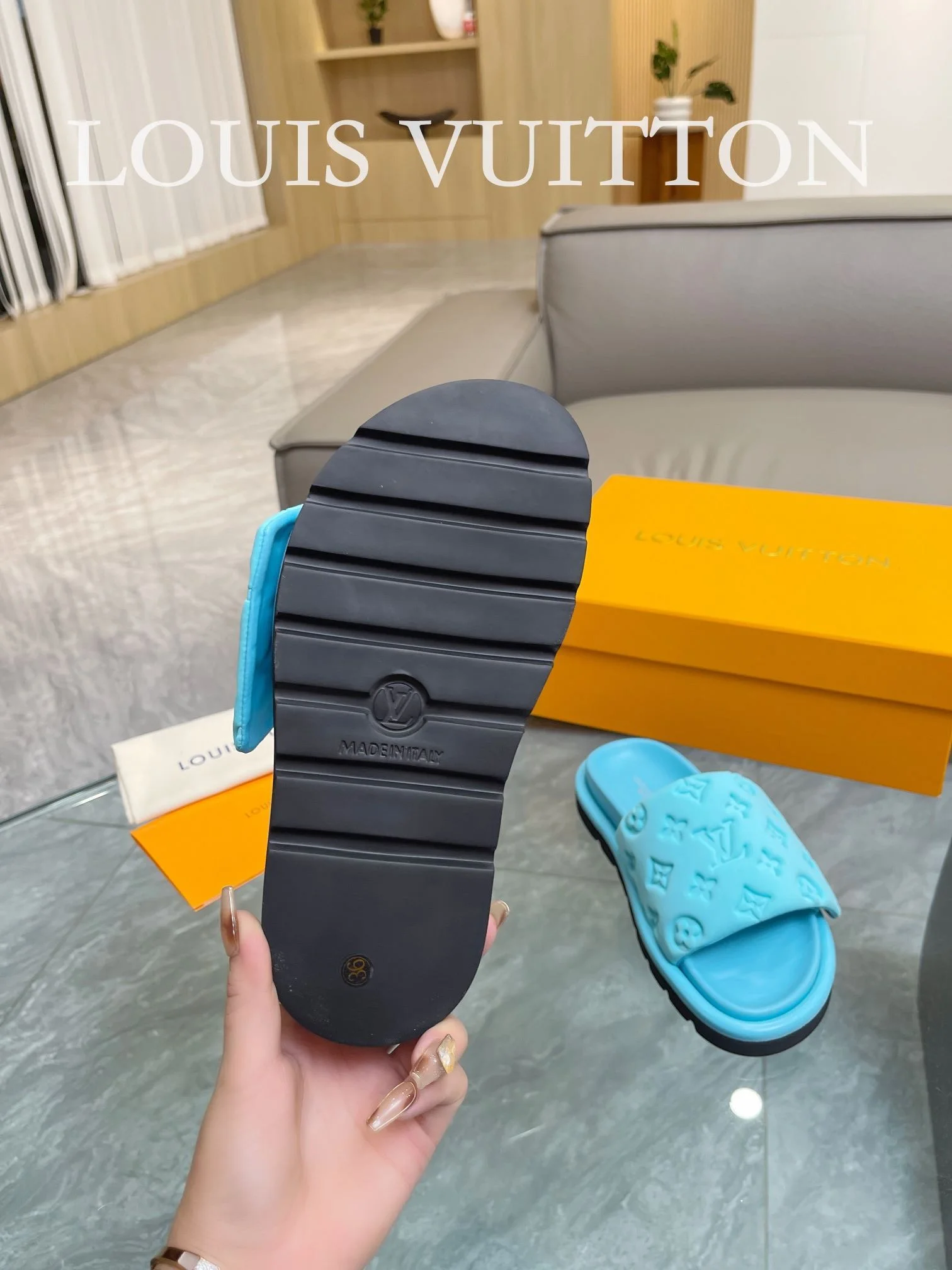 Louis Vuitton Slippers SportInspired 31125