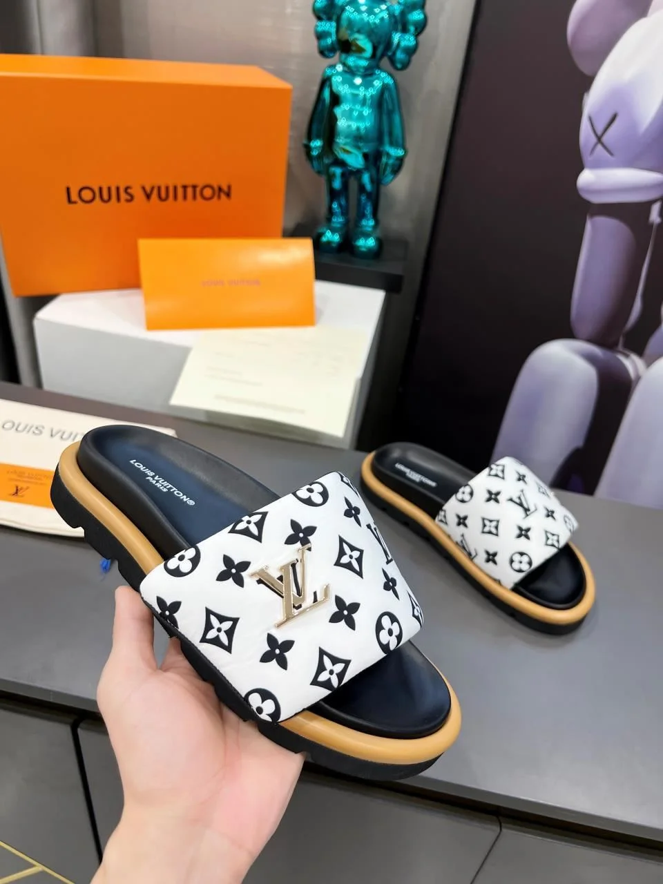 Louis Vuitton Slippers GoodFit 31142