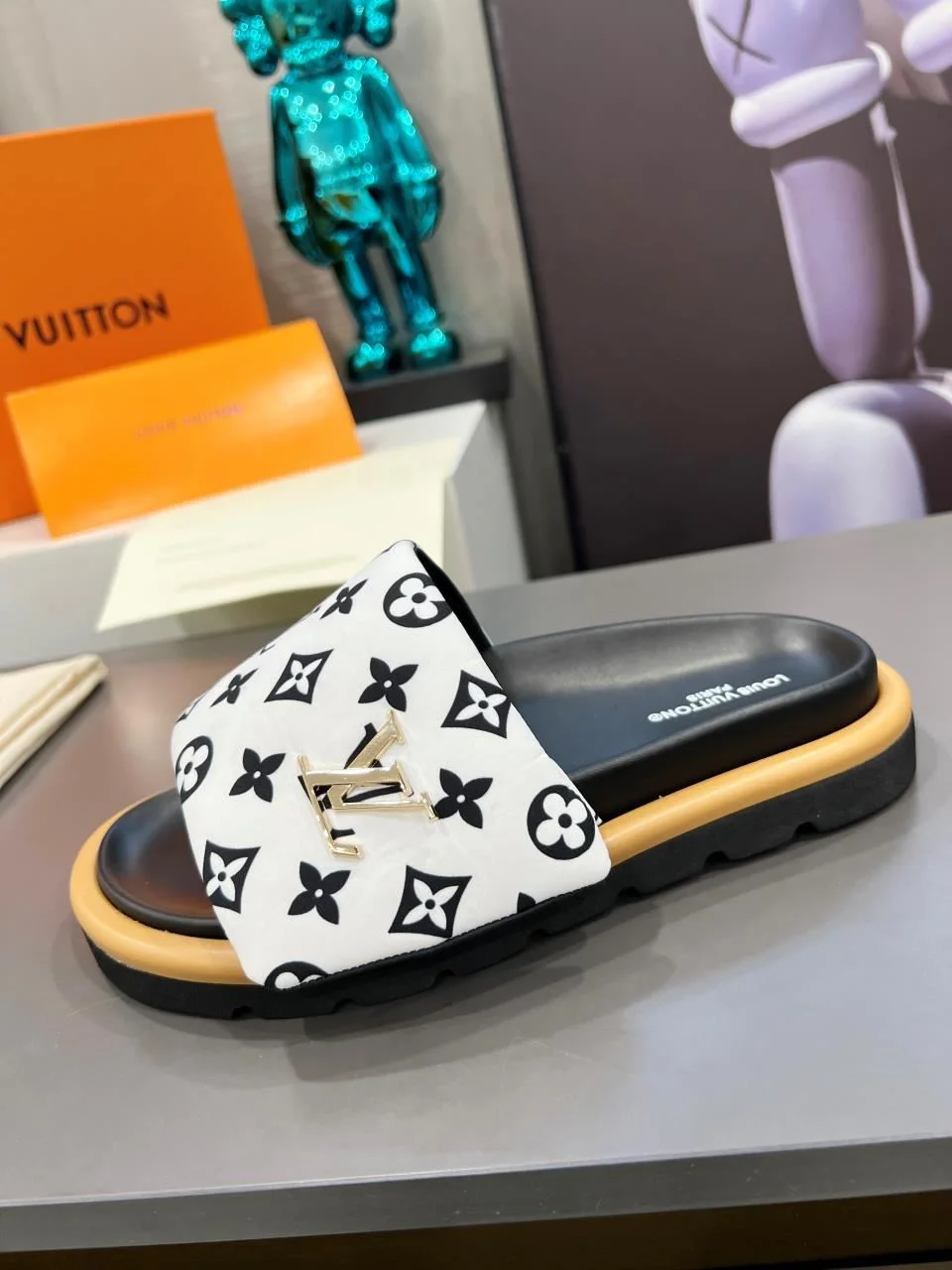 Louis Vuitton Slippers GoodFit 31142