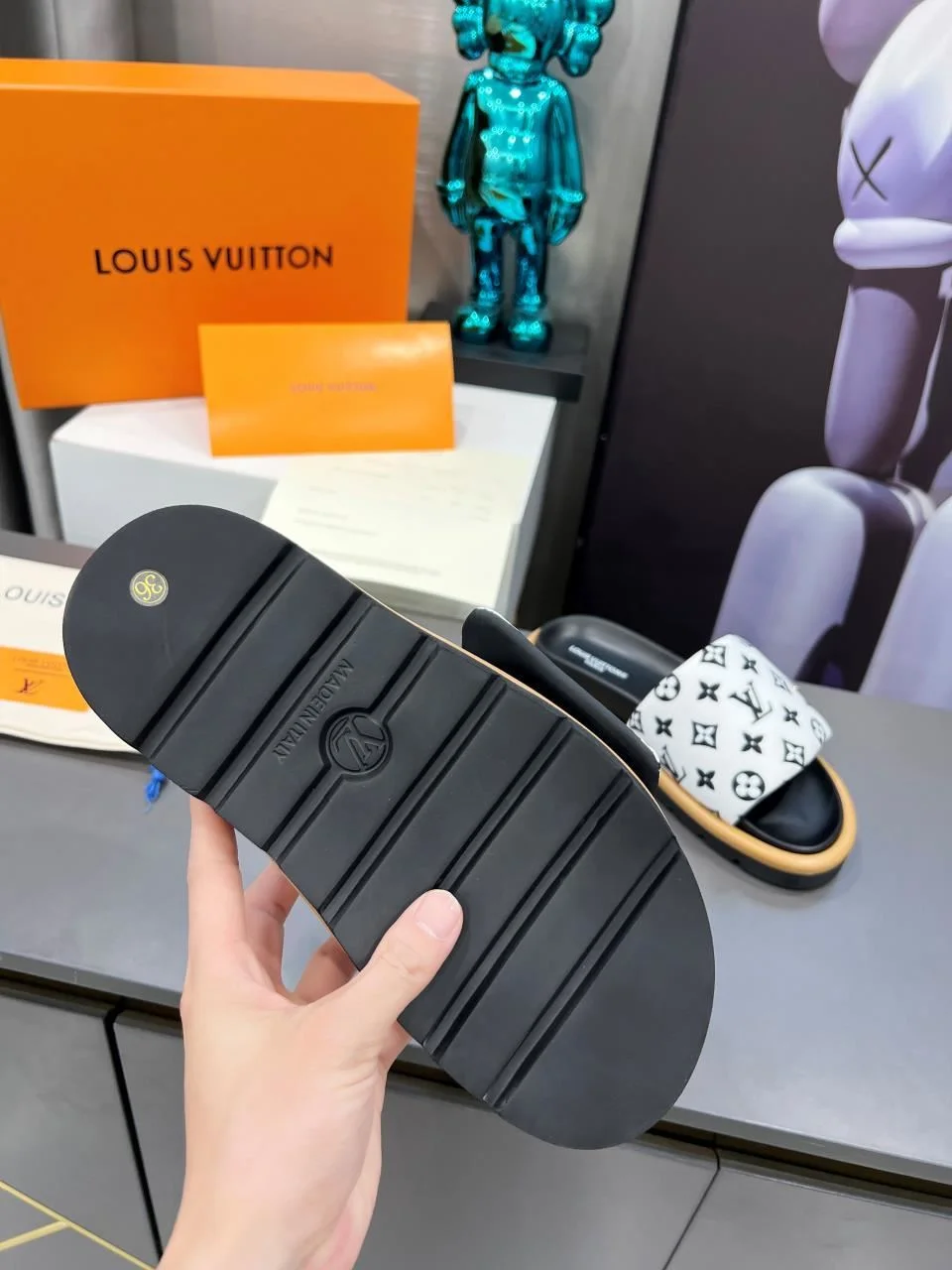 Louis Vuitton Slippers GoodFit 31142