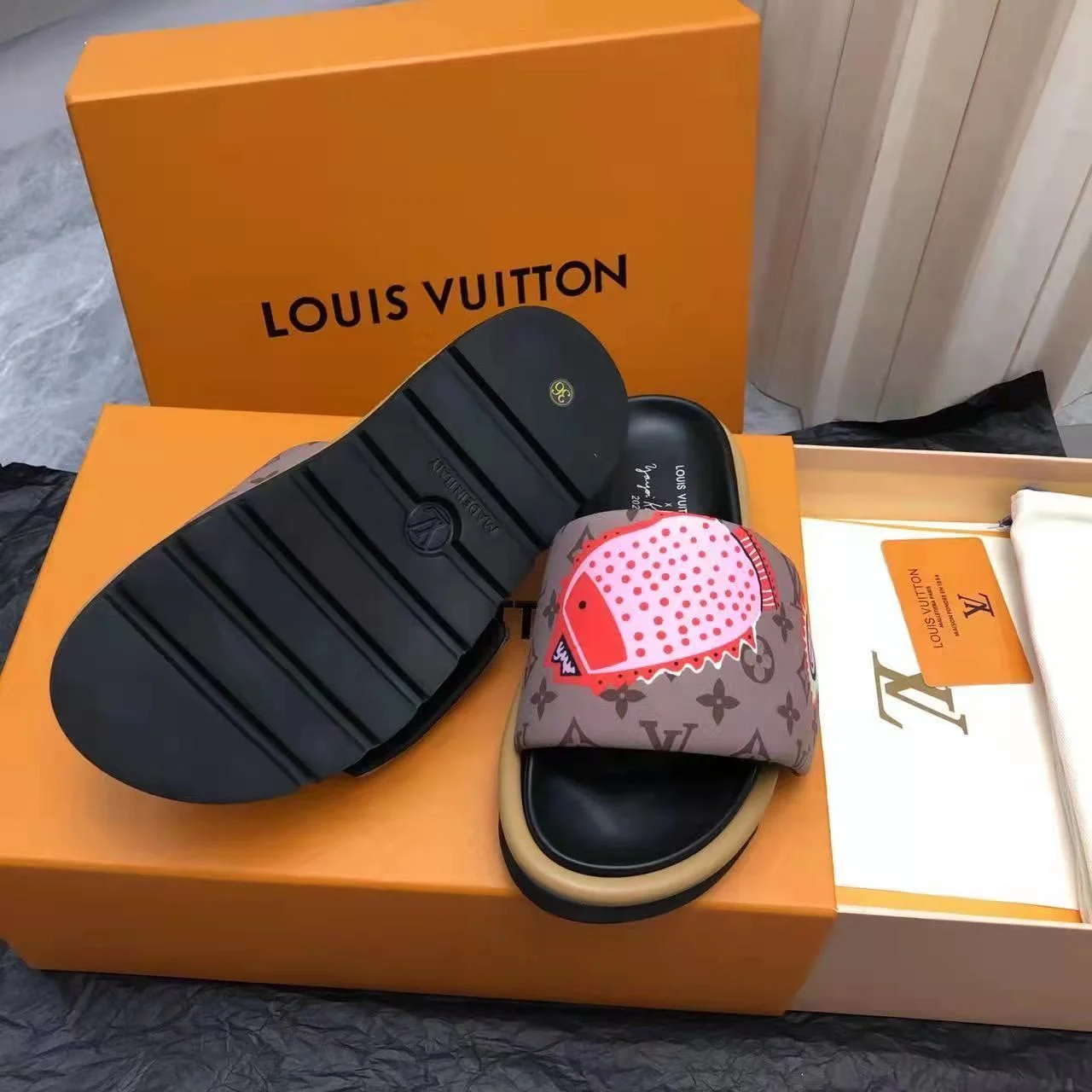 Louis Vuitton Slippers Comfortable 31134