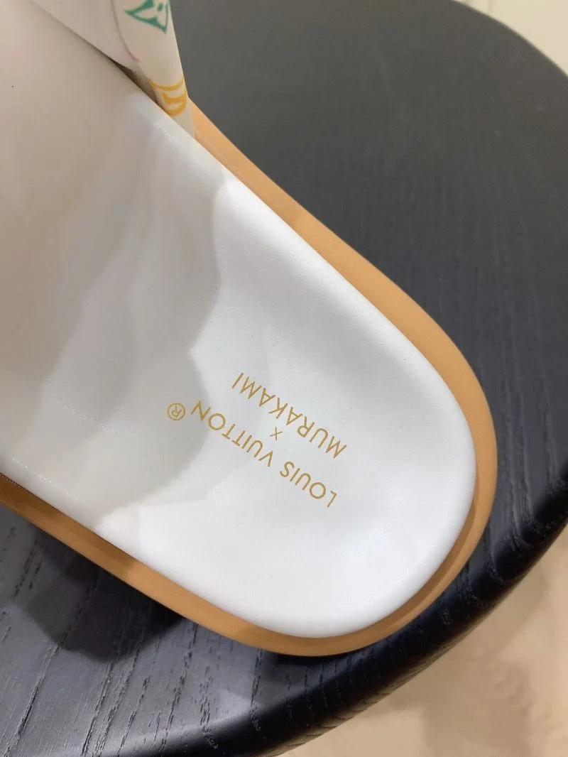 TravelReady Louis Vuitton Slippers 31121