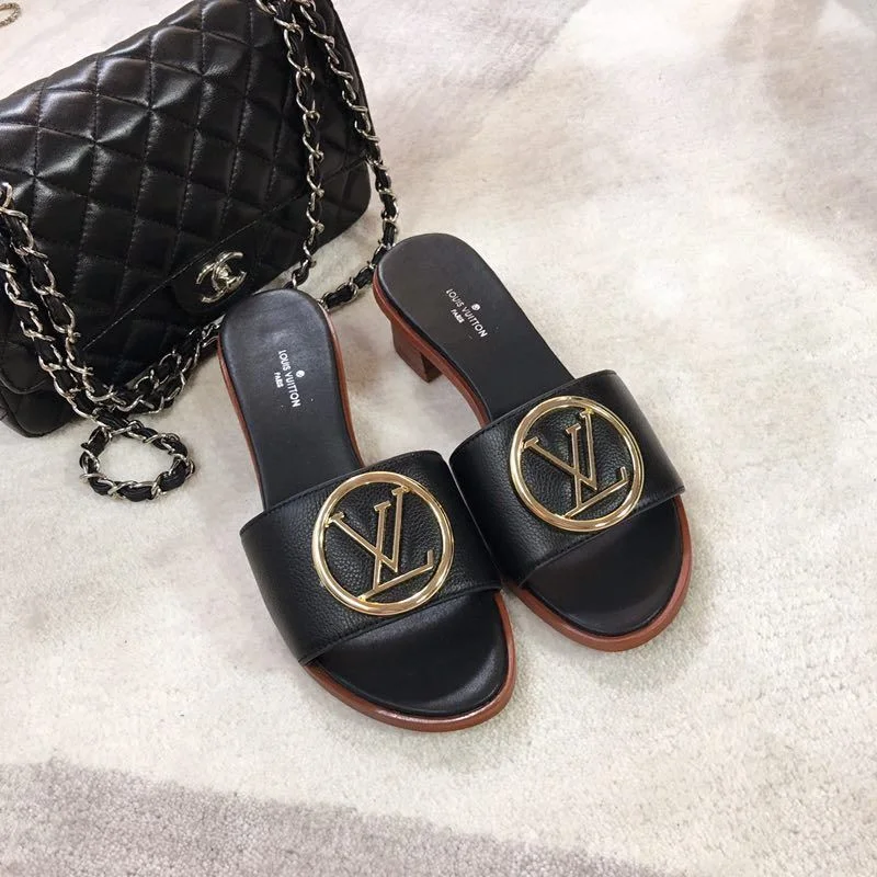 Louis Vuitton Slippers Refined 31122