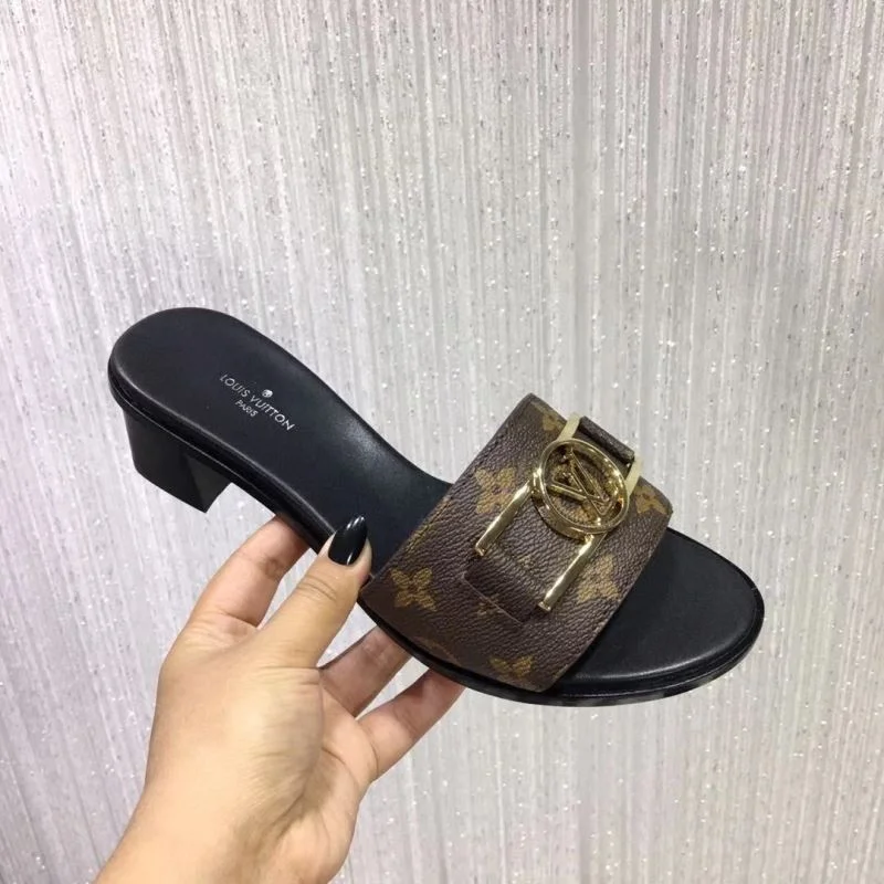 Stylish Louis Vuitton Slippers 31111